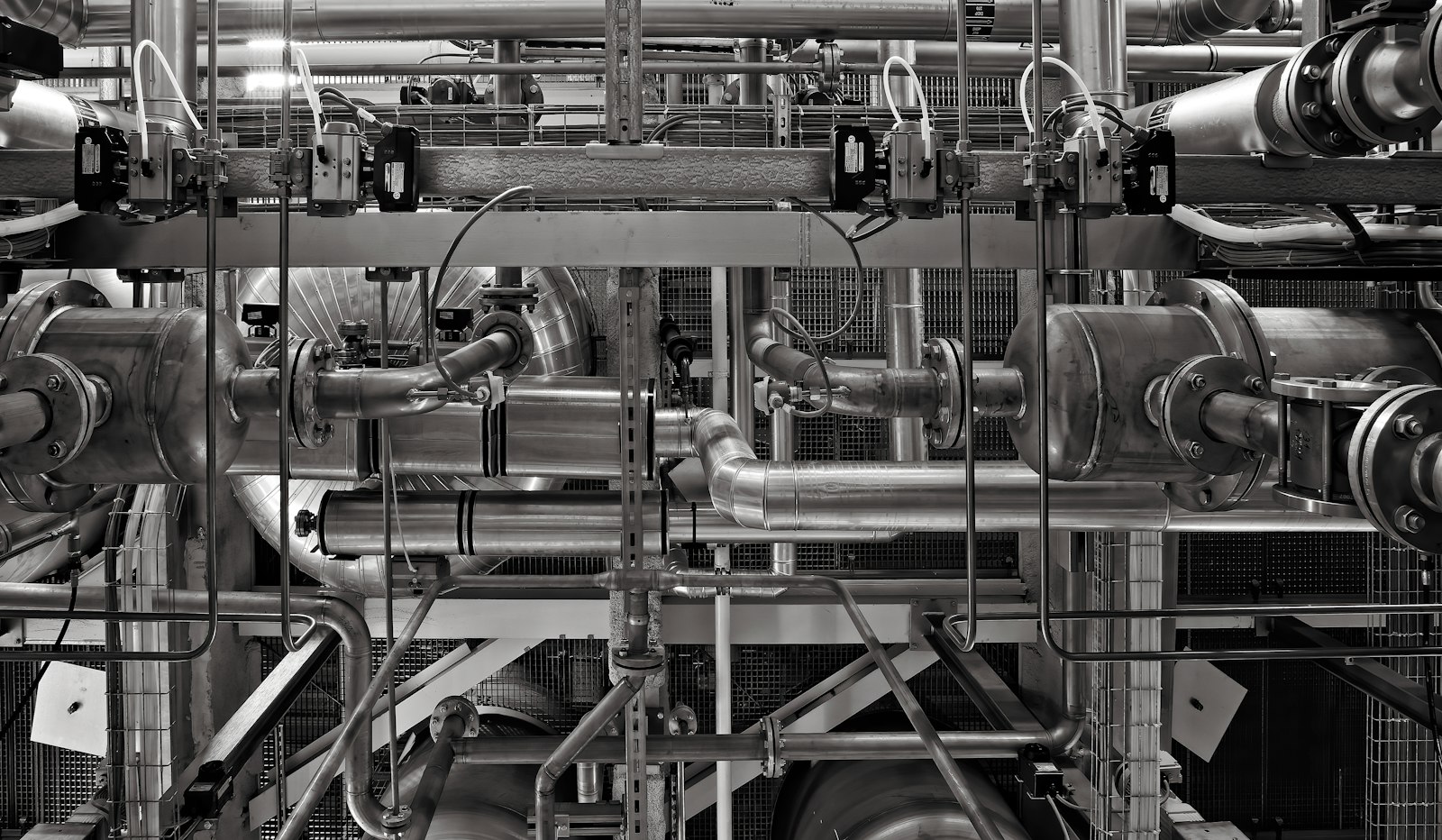 Real Estate ESG | Land Sterling Chiller plant and mechanical pipework